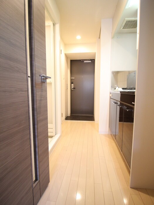 物件内観写真17　(廊下)