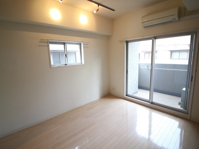 物件内観写真19　(居室)