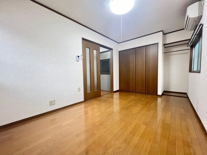 物件内観写真5　(居室)