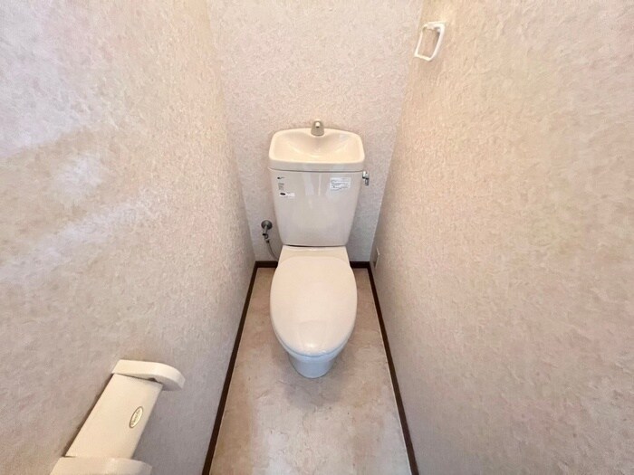 物件内観写真12　(トイレ)