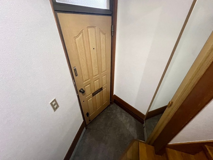 物件内観写真15　(玄関)