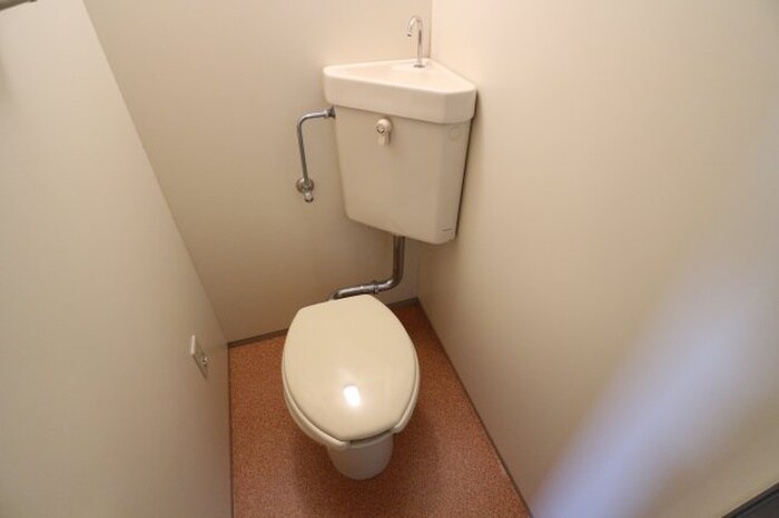 物件内観写真17　(トイレ)