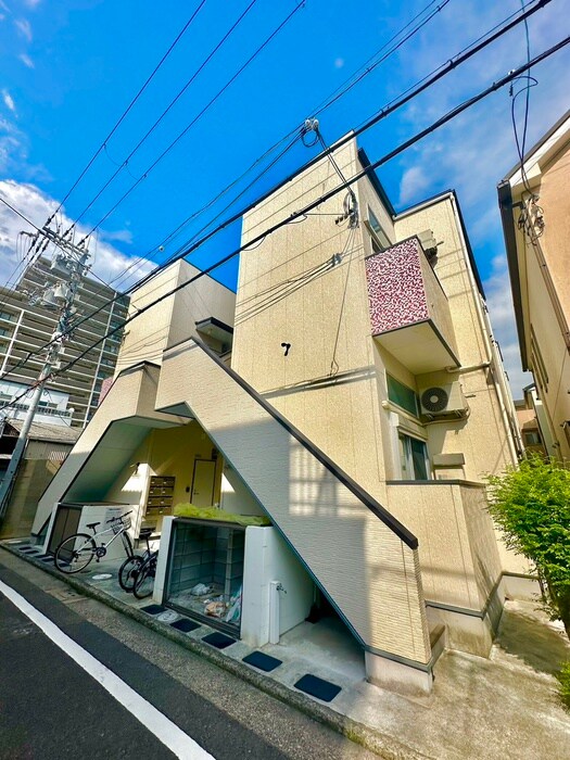 物件外観写真2　(外観写真)