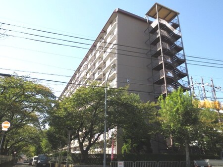 山科団地Ｂ棟（１０２０）外観写真