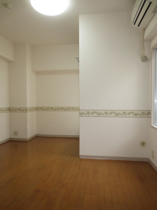 物件内観写真13　(居室)