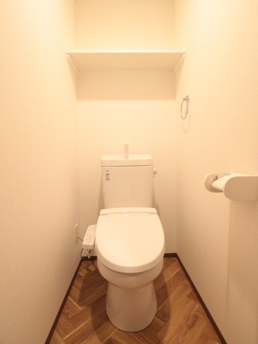 物件内観写真8　(トイレ)