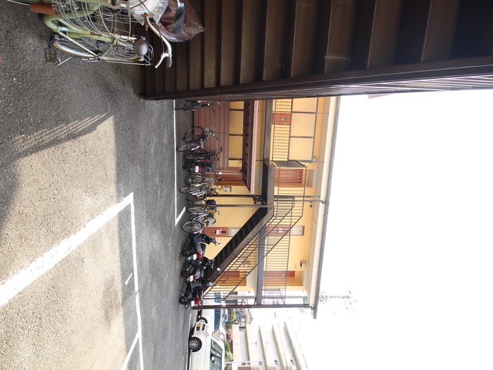 物件外観写真3　(駐輪場)