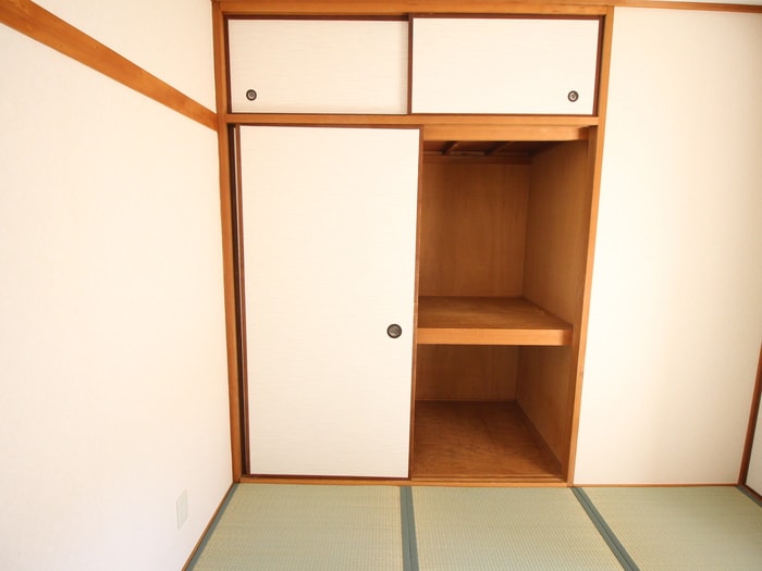 物件内観写真12　(収納)