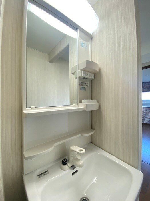 物件内観写真12　(洗面)