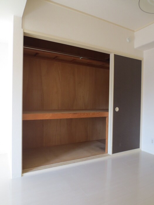 物件内観写真14　(収納)