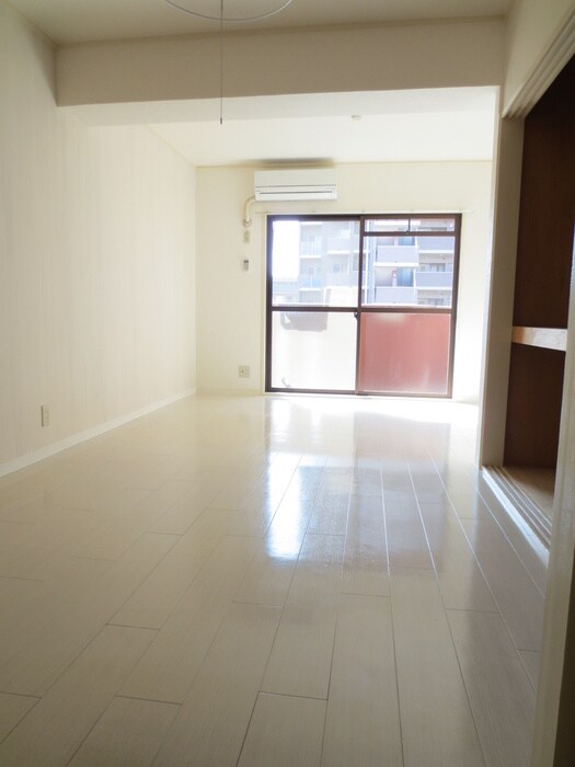 物件内観写真16　(居室)