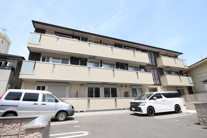 物件外観写真3　(外観写真)