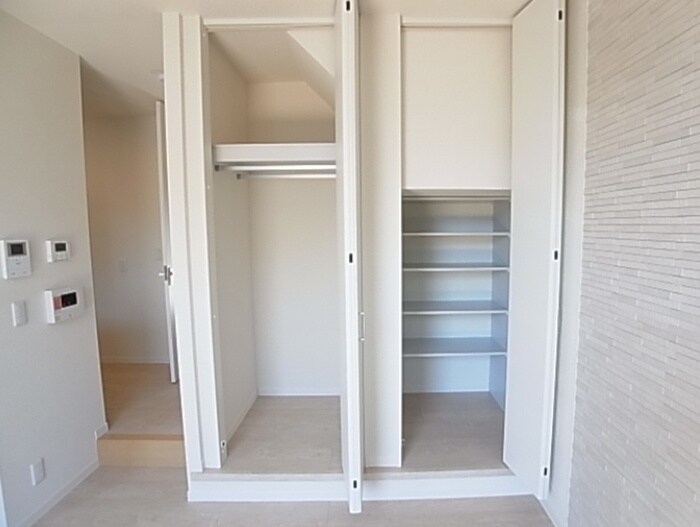 物件内観写真13　(収納)