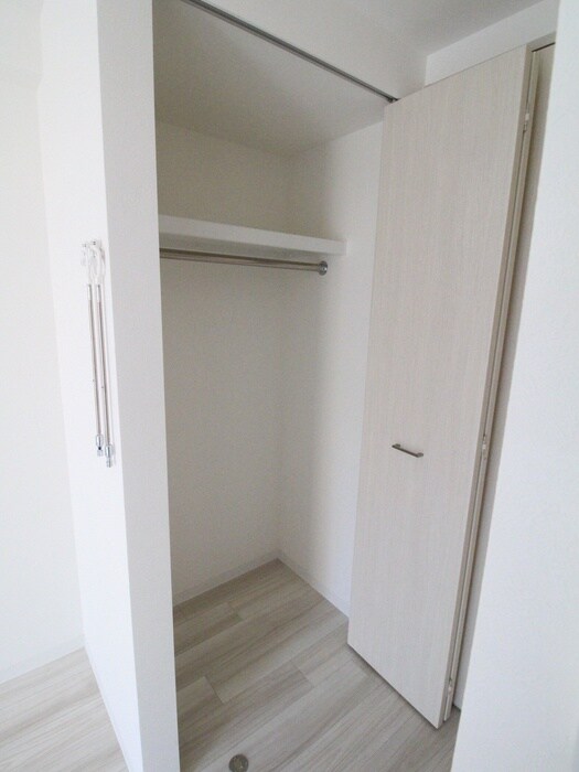 物件内観写真11　(収納)