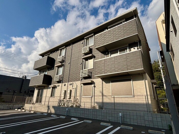 物件外観写真2　(外観写真)