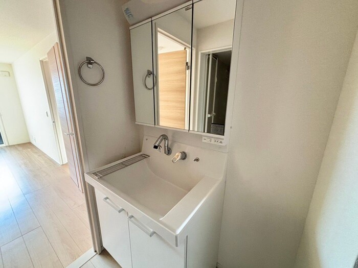 物件内観写真9　(洗面)