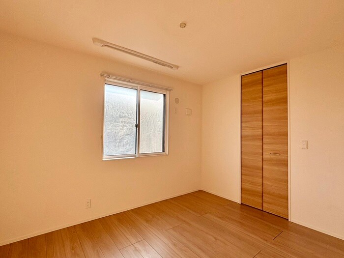 物件内観写真15　(居室)