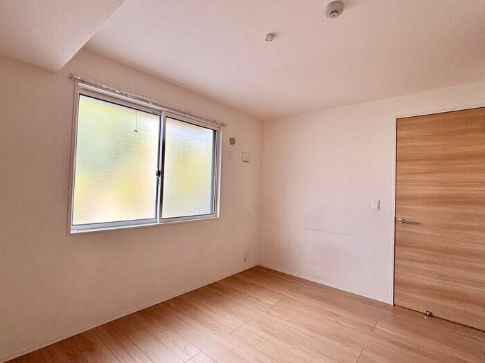 物件内観写真16　(居室)