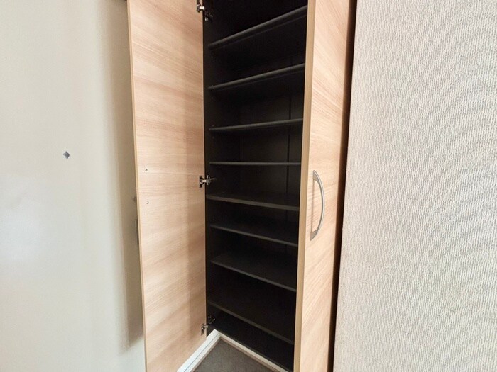 物件内観写真19　(靴箱)