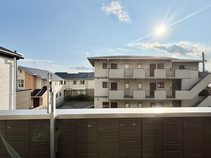 物件内観写真22　(室内からの展望)