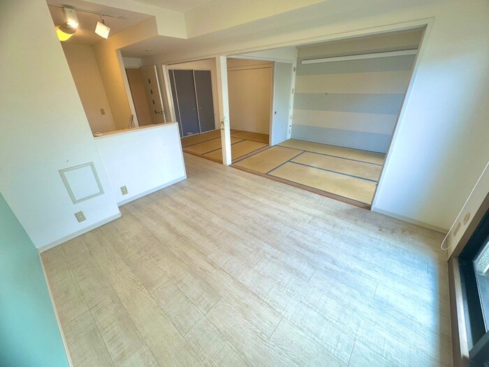 物件内観写真9　(居室)