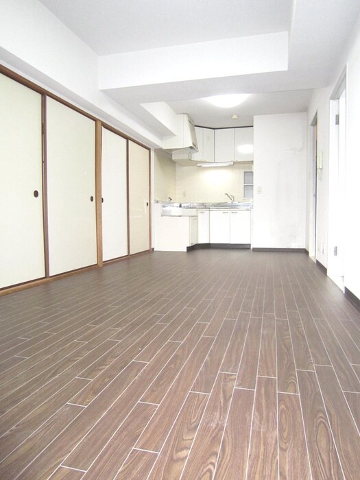 物件内観写真5　(居室)