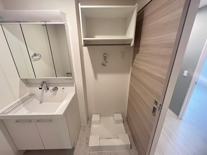 物件内観写真13　(洗濯機置場)