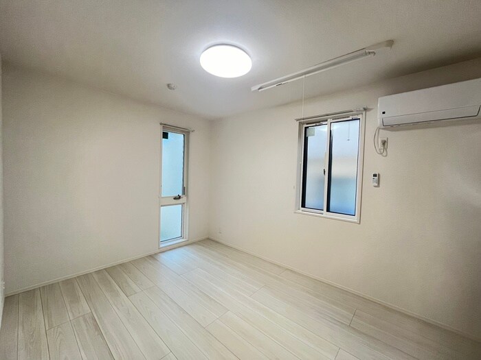 物件内観写真14　(居室)