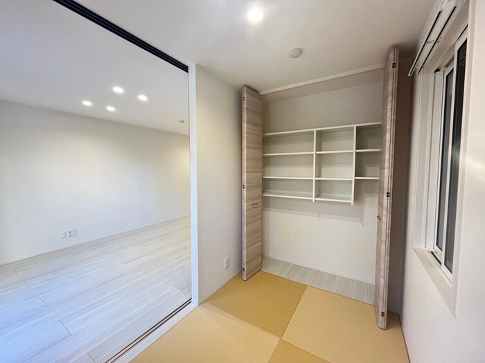 物件内観写真15　(居室)