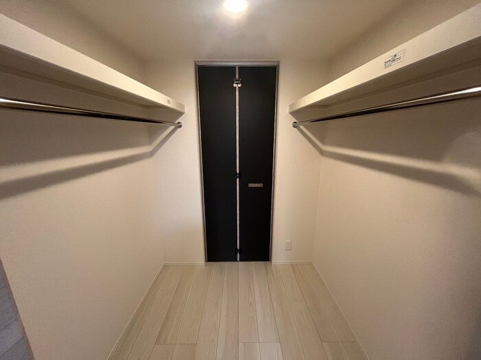 物件内観写真16　(収納)