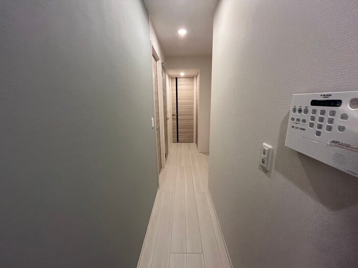 物件内観写真19　(廊下)
