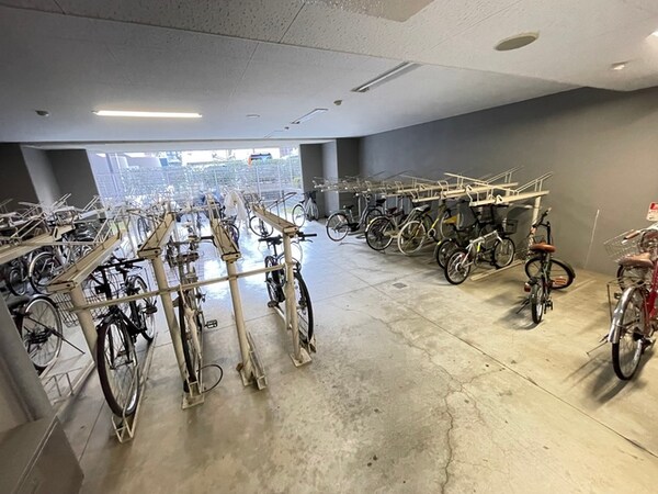 駐輪場