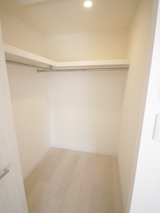 物件内観写真10　(収納)