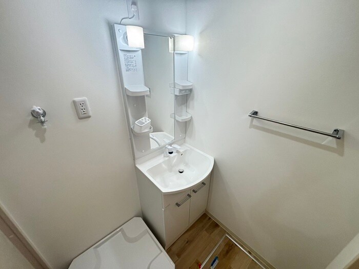 物件内観写真13　(洗面)