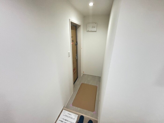 物件内観写真15　(玄関)