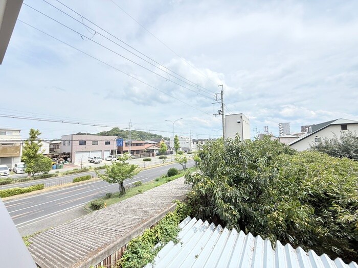 物件内観写真22　(室内からの展望)