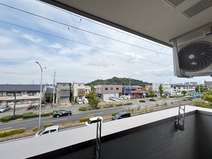 物件内観写真22　(室内からの展望)