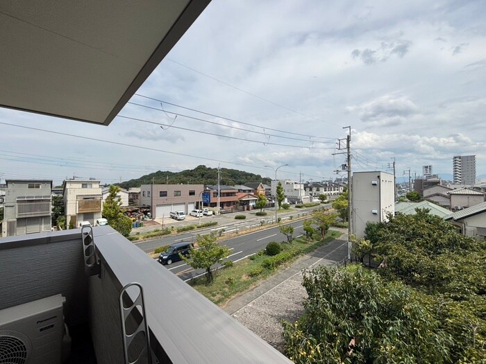 物件内観写真22　(室内からの展望)