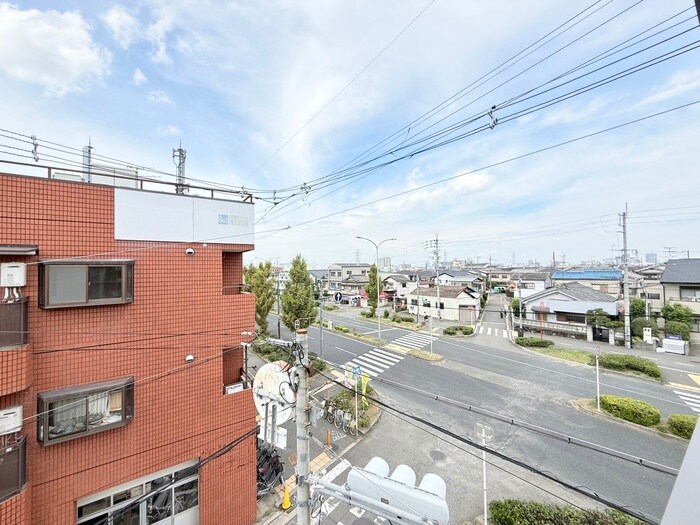 物件内観写真22　(室内からの展望)