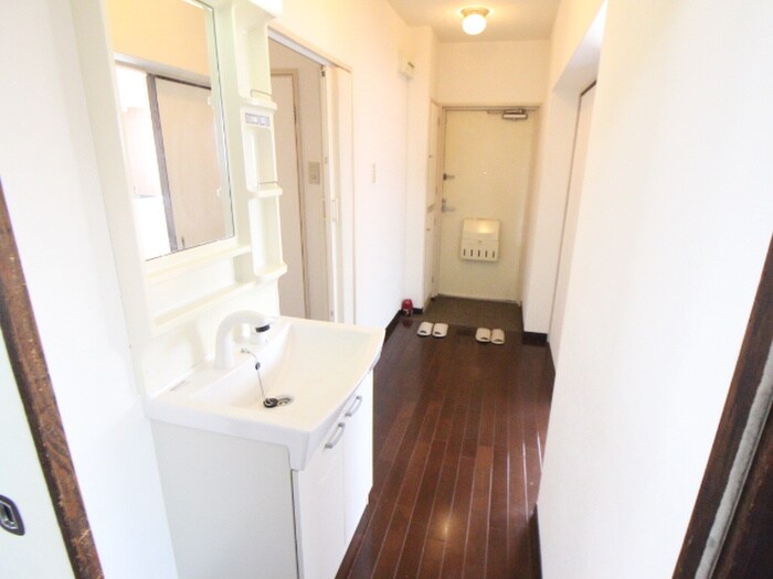 物件内観写真13　(洗面)