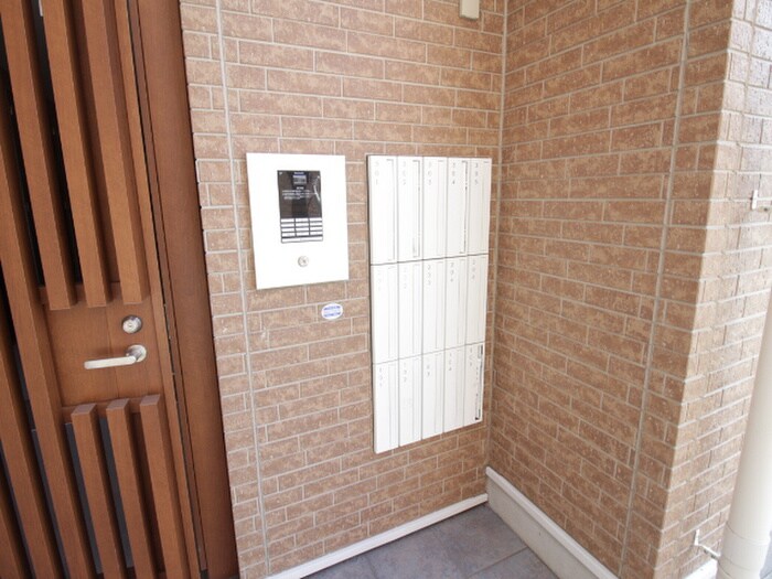 物件外観写真4　(建物設備)