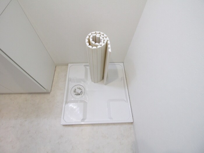 物件内観写真15　(洗濯機置場)