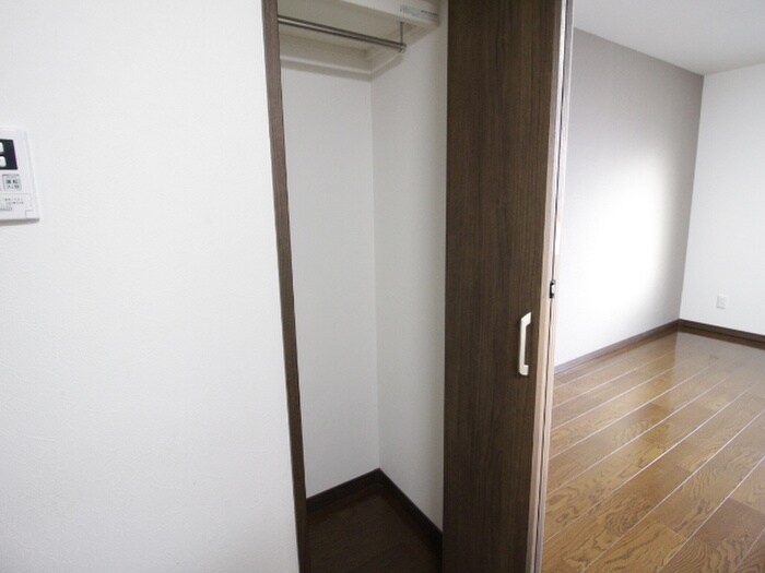 物件内観写真16　(収納)