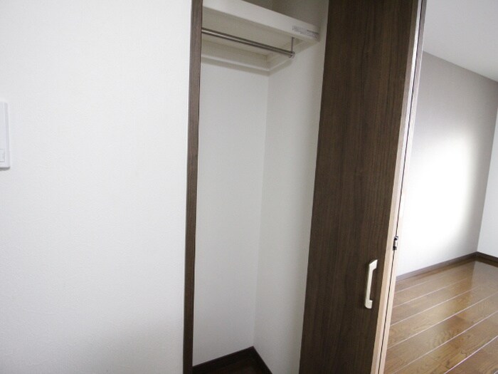 物件内観写真16　(収納)