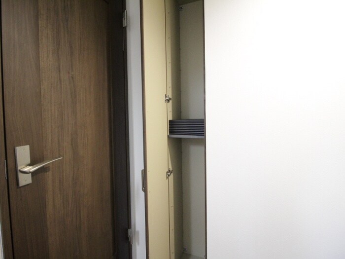 物件内観写真18　(靴箱)
