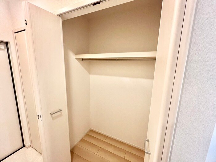 物件内観写真10　(収納)