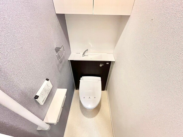 物件内観写真14　(トイレ)