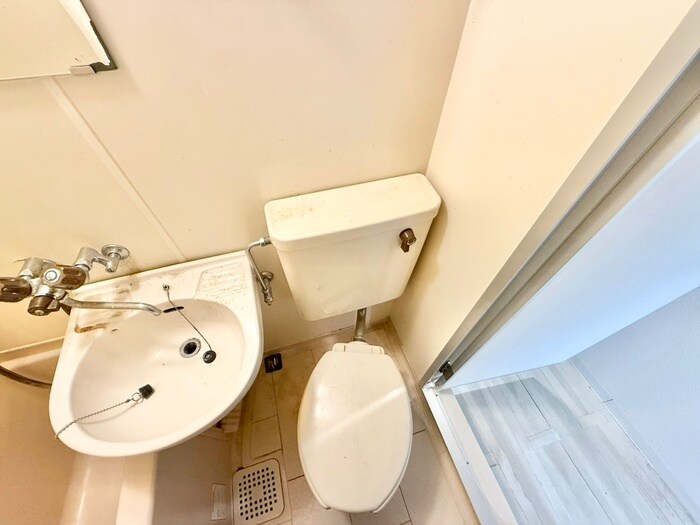 物件内観写真15　(トイレ)