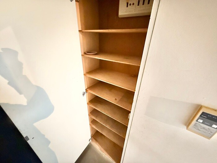 物件内観写真17　(靴箱)