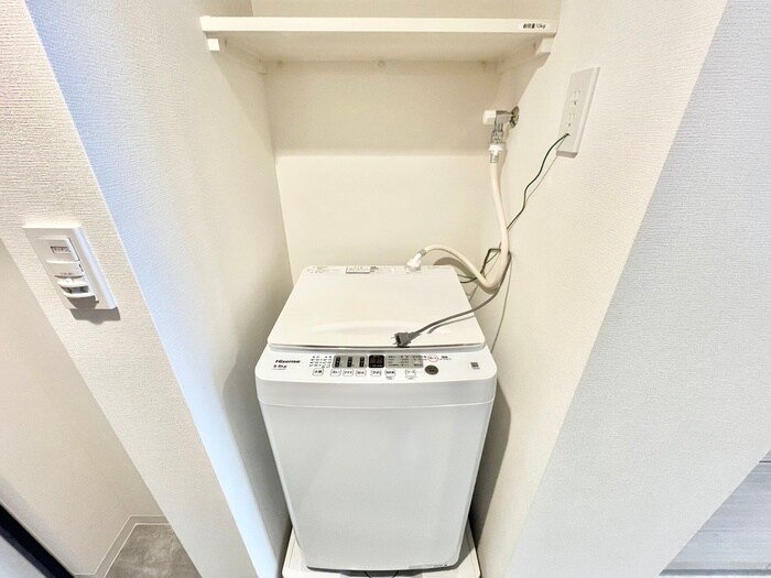 物件内観写真14　(洗濯機置場)